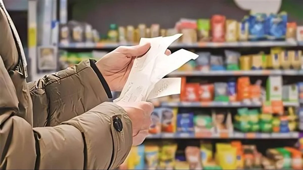 تأثير الحروب العالمية على قيمة الدولار وموجة التضخم في الاقتصاد العالمي